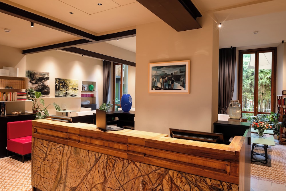 Hotel Caravaggio — Hotel rooms in Florence, Tuscany