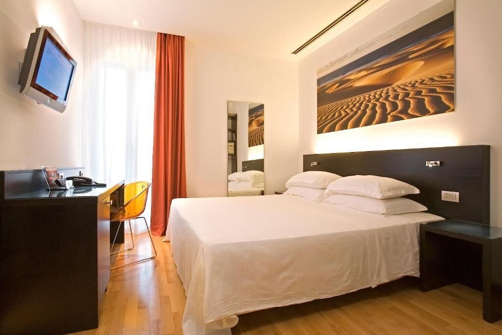 Hotel Card International - zdjęcie 4