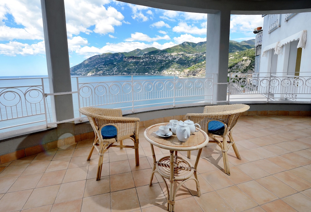 Hotel Club Due Torri — Attractions in the area in Maiori, Campania