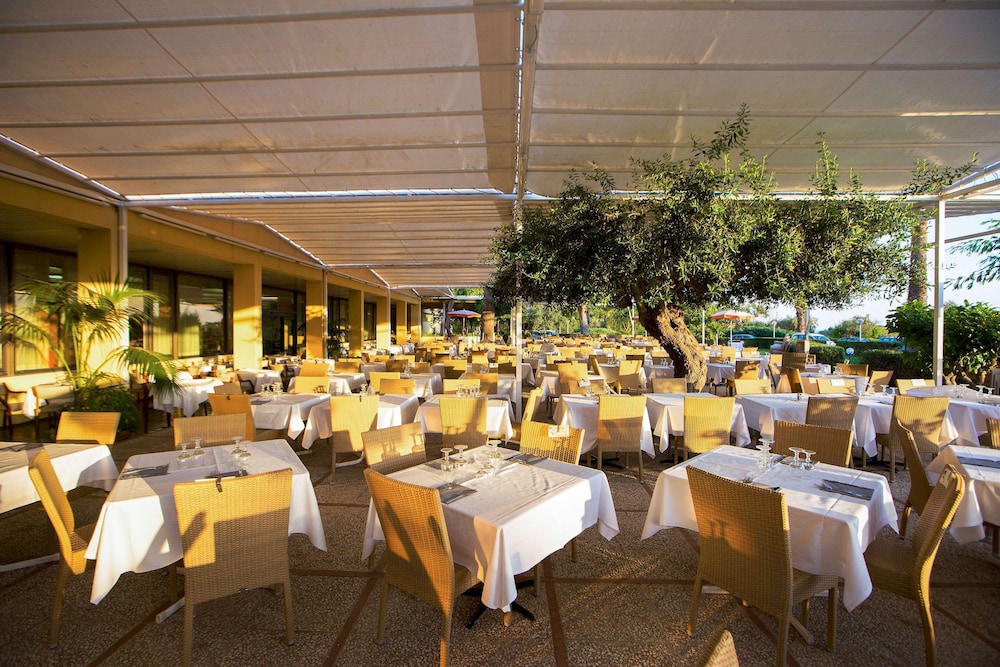 MClub Lipari — Restaurant & bars in Sciacca, Sicily