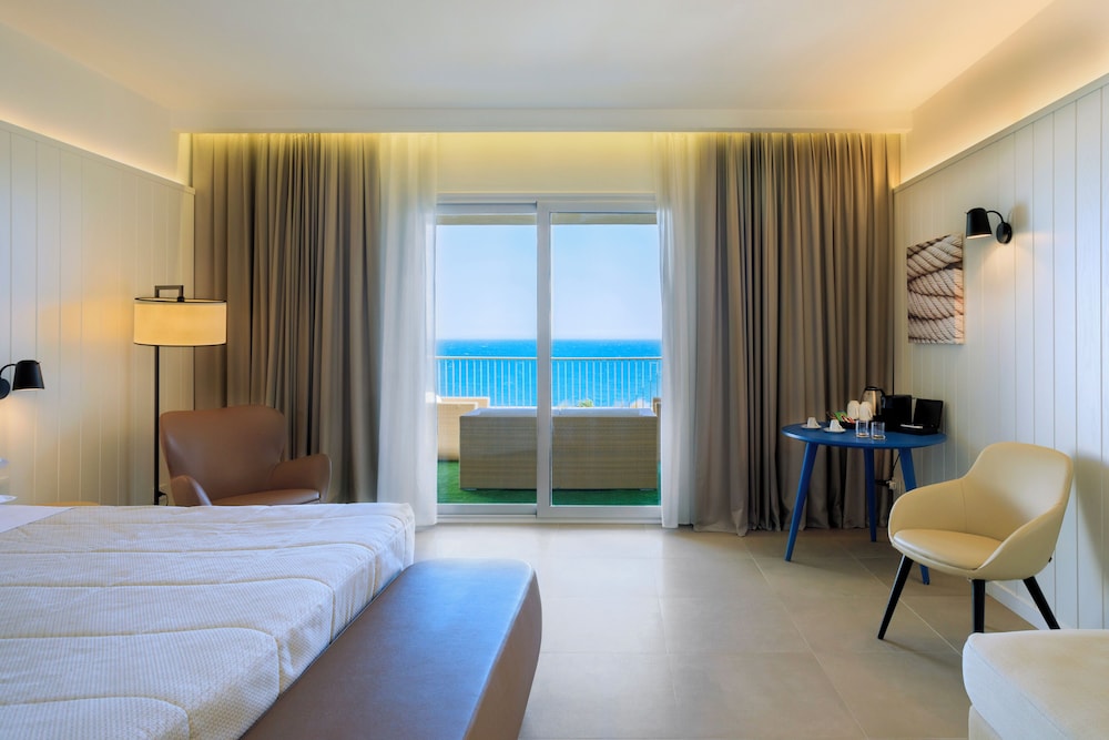Mangia's Torre del Barone Resort and SPA — Hotel rooms in Sciacca, Sicily