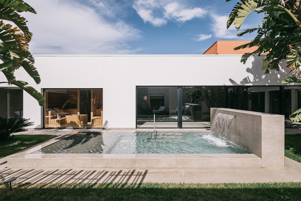 Mangia's Torre del Barone Resort and SPA — Swimming pool in Sciacca, Sicily