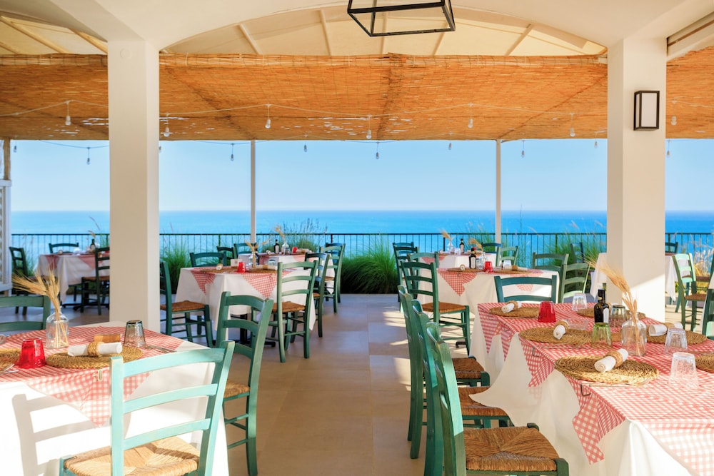 Mangia's Torre del Barone Resort and SPA — Restaurant & bars in Sciacca, Sicily