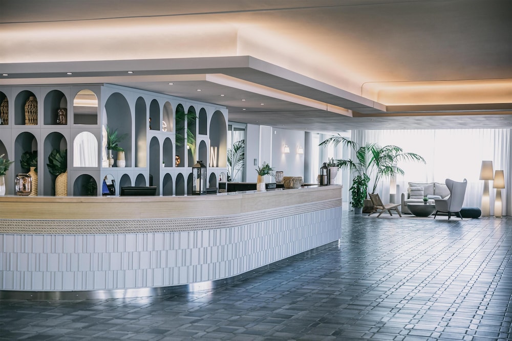 Mangia's Torre del Barone Resort and SPA — Hotel building in Sciacca, Sicily