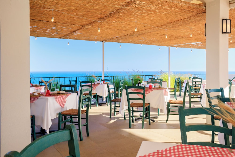 Mangia's Torre del Barone Resort and SPA — Restaurant & bars in Sciacca, Sicily