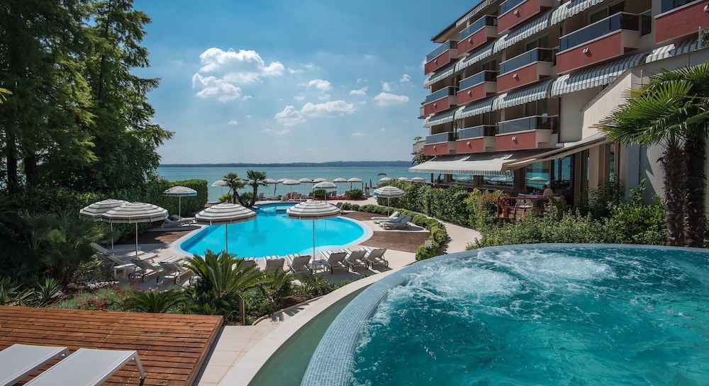 Hotel Continental Wellness & Spa - zdjęcie 2