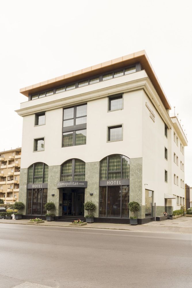 Hotel Cosmopolitan