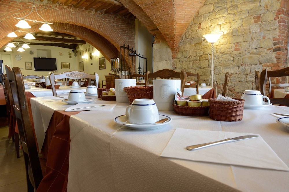 Hotel Di Stefano — Restaurant & bars in Pisa, Tuscany