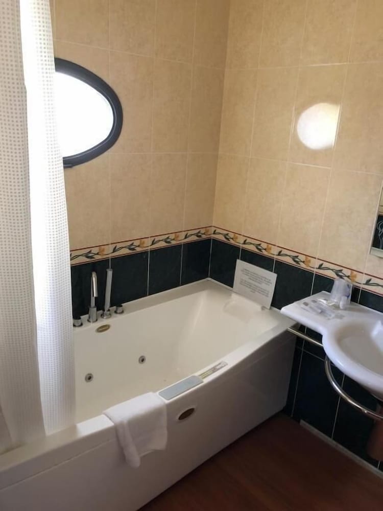 Hotel Di Stefano — Hotel rooms in Pisa, Tuscany