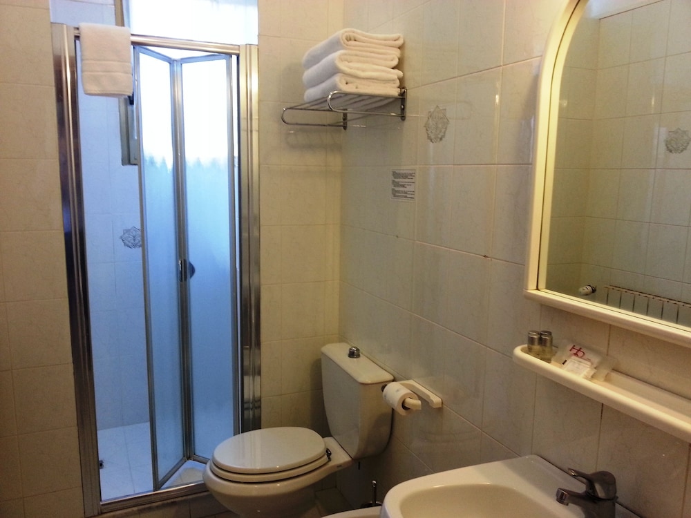 Hotel Di Stefano — Hotel rooms in Pisa, Tuscany