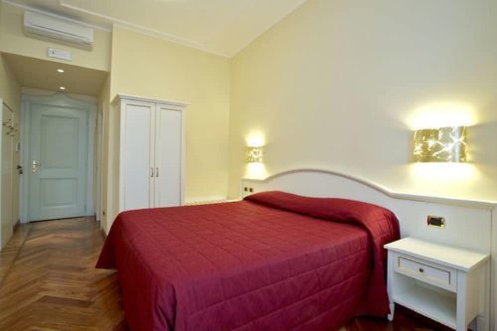 Hotel Excelsior Splendide — Hotel rooms in Bellagio, Lombardy