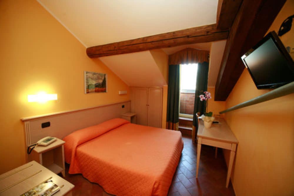 Hotel Excelsior Splendide — Hotel rooms in Bellagio, Lombardy