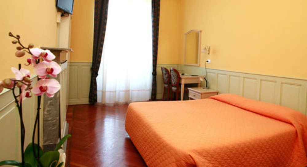 Hotel Excelsior Splendide — Hotel rooms in Bellagio, Lombardy