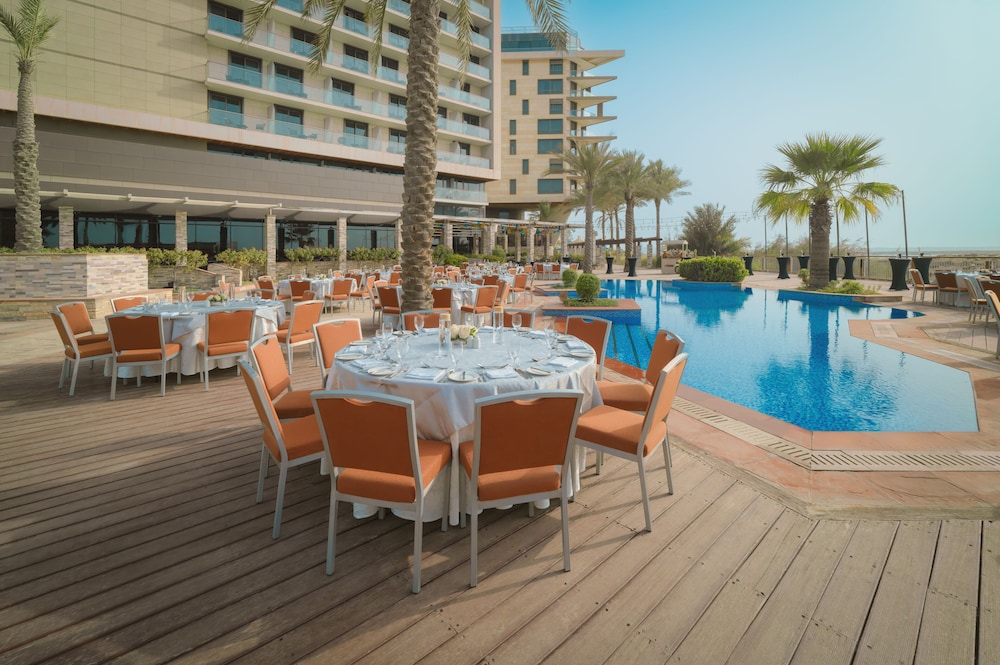 Yas Plaza Bay - zdjęcie 5