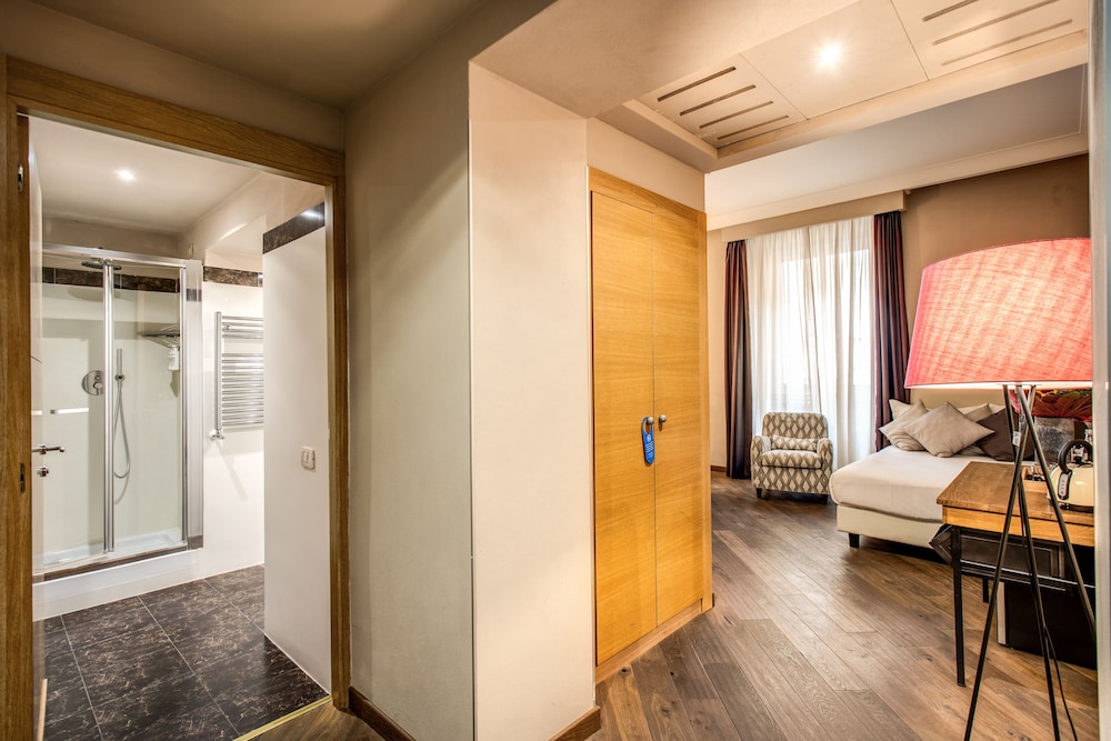Boutique Hotel Galatea — Hotel rooms in Rome, Lazio