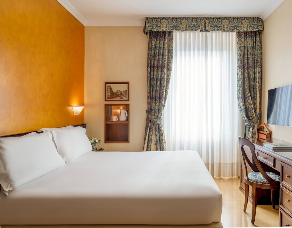 UNA Hotels Galles Milano — Hotel rooms in Milan, Lombardy