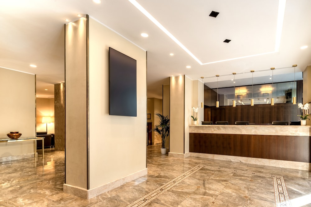 UNA Hotels Galles Milano — Hotel building in Milan, Lombardy