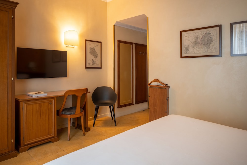 UNA Hotels Galles Milano — Hotel rooms in Milan, Lombardy