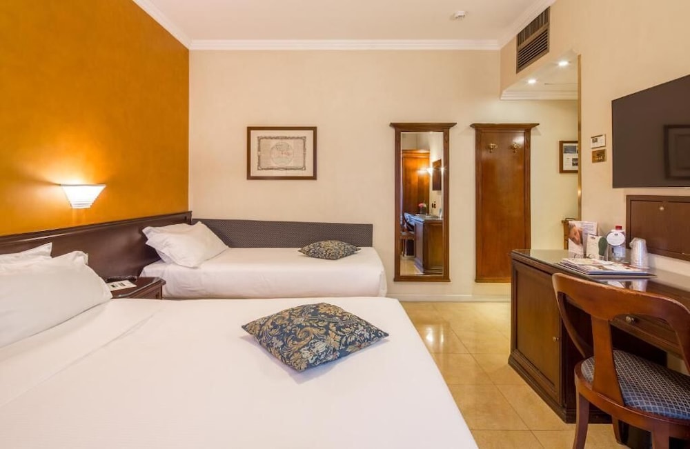 UNA Hotels Galles Milano — Hotel rooms in Milan, Lombardy