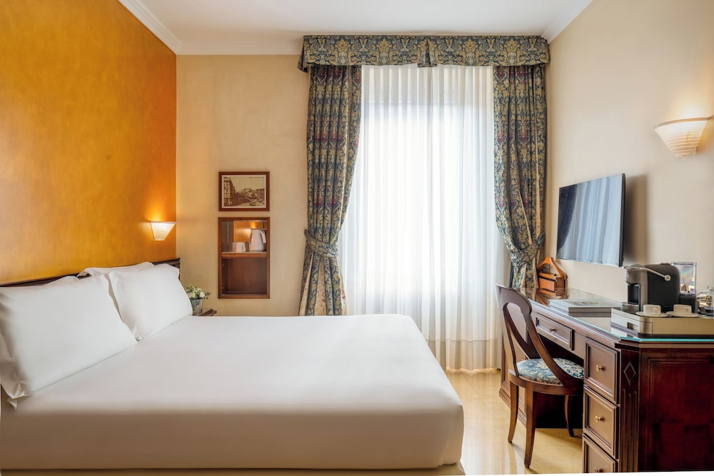 UNA Hotels Galles Milano — Hotel rooms in Milan, Lombardy