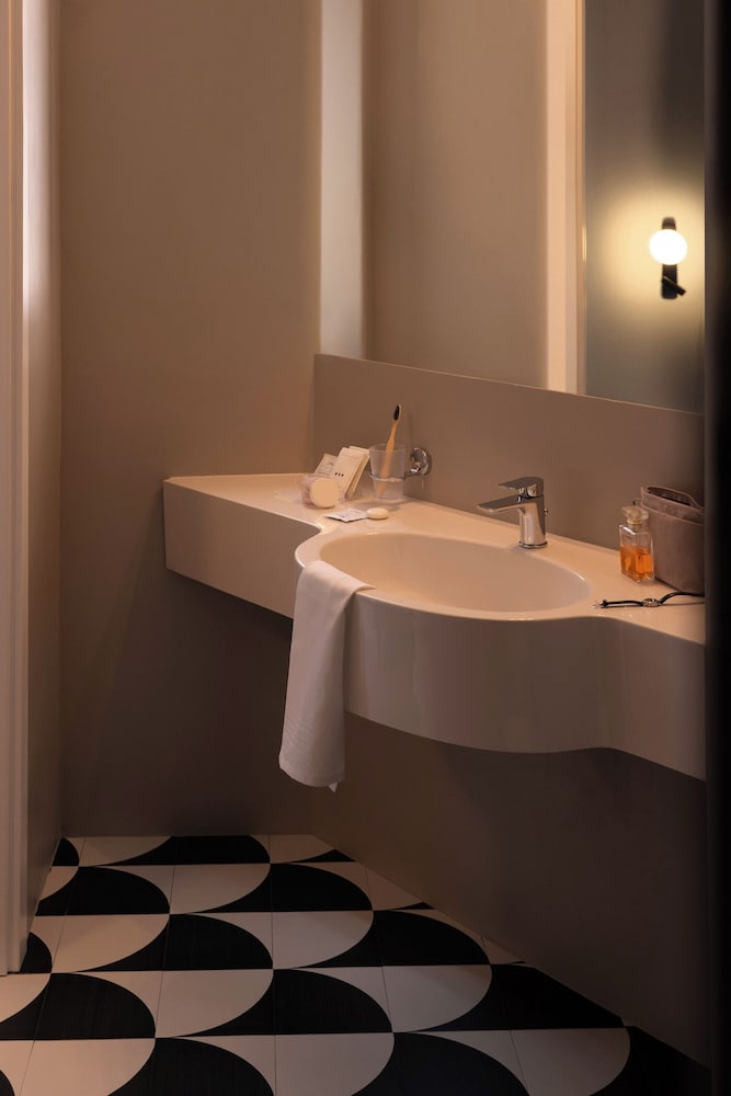 UNA Hotels Galles Milano — Hotel rooms in Milan, Lombardy