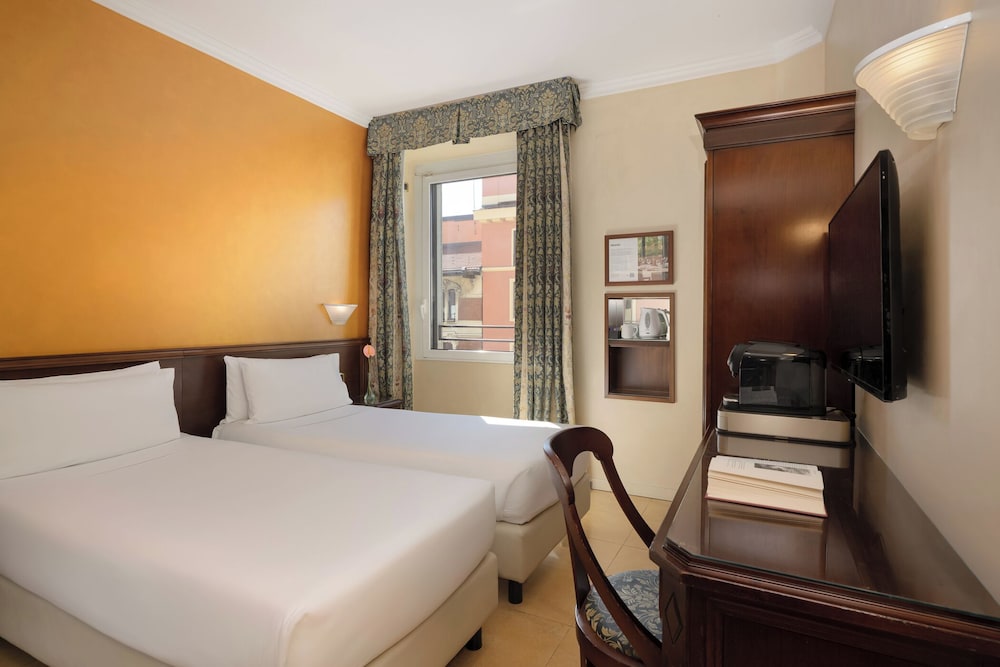 UNA Hotels Galles Milano — Hotel rooms in Milan, Lombardy