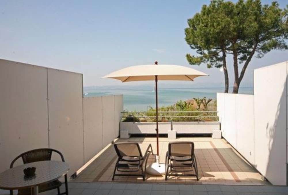 Hotel La Paul — Hotel rooms in Sirmione, Lombardy