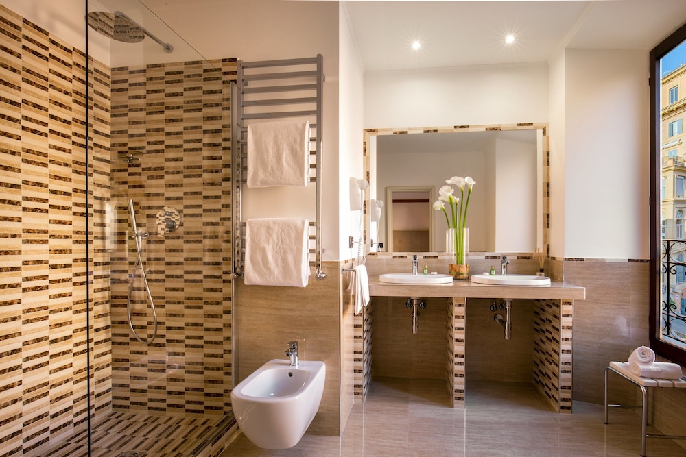 Hotel La Residenza — Hotel rooms in Rome, Lazio