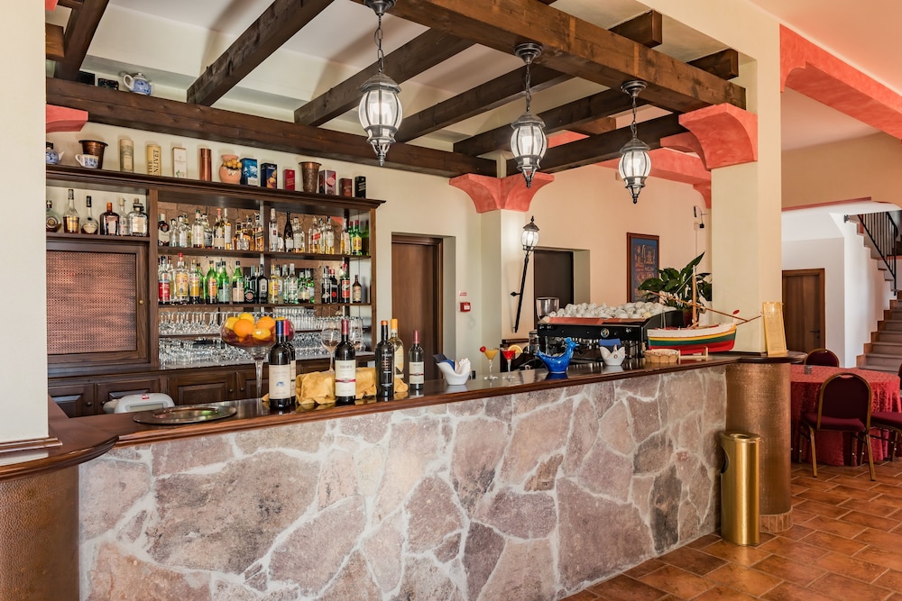 Hotel Lido degli Spagnoli — Restaurant & bars in Portoscuso, Sardinia