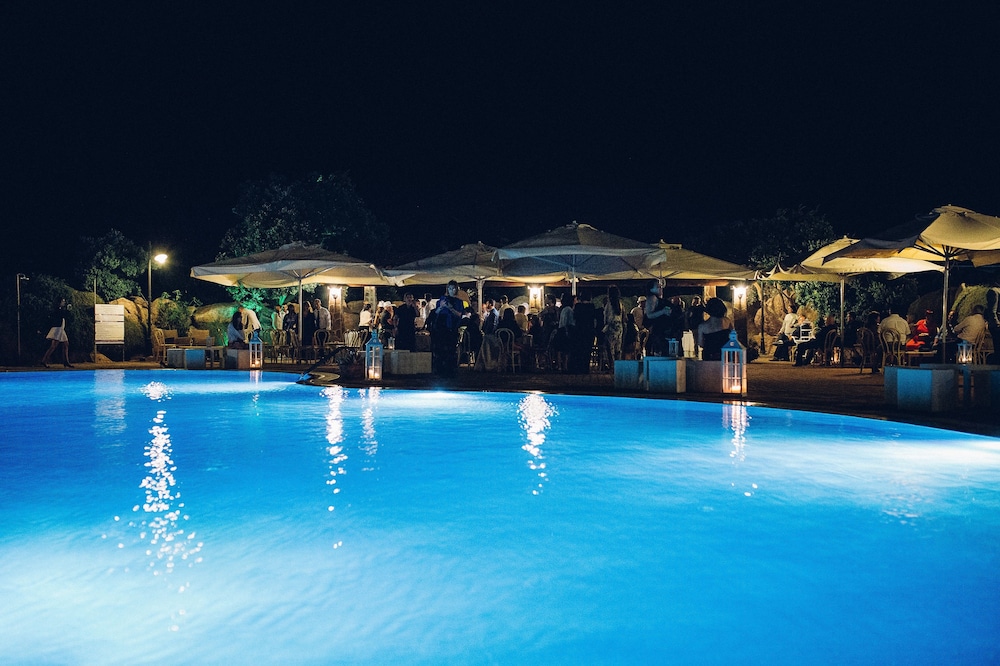Hotel Lido degli Spagnoli — Swimming pool in Portoscuso, Sardinia