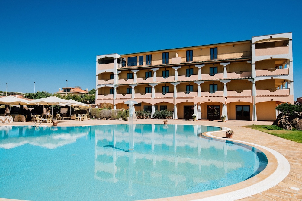 Hotel Lido degli Spagnoli — Main photo in Portoscuso, Sardinia