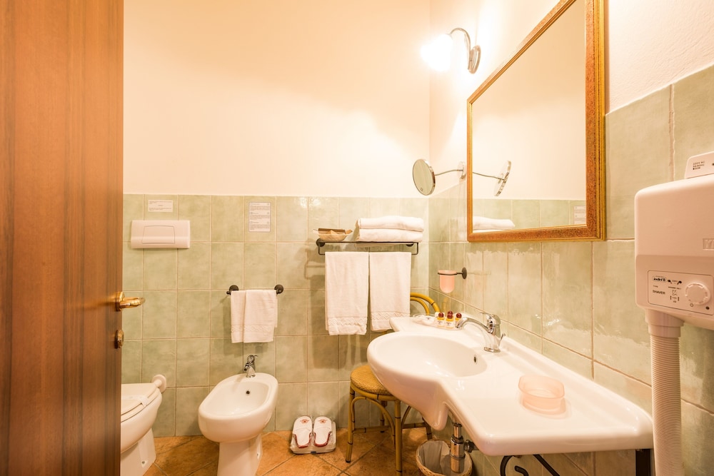 Hotel Lido degli Spagnoli — Hotel rooms in Portoscuso, Sardinia