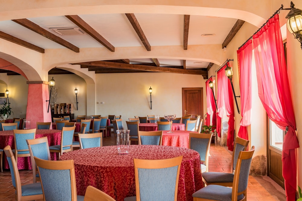 Hotel Lido degli Spagnoli — Restaurant & bars in Portoscuso, Sardinia