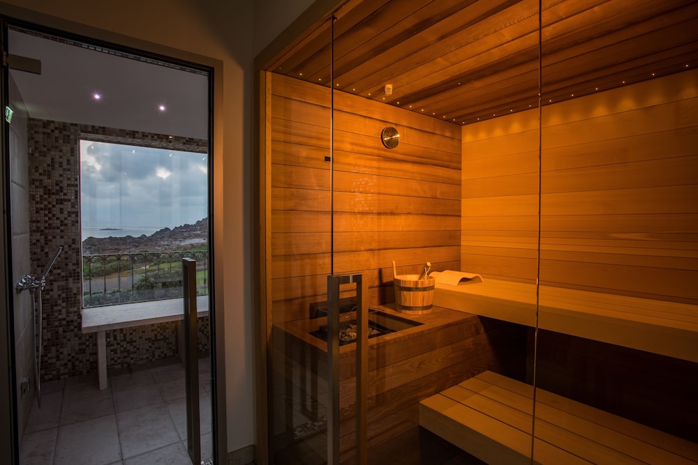 Hotel Lido degli Spagnoli — Spa in Portoscuso, Sardinia