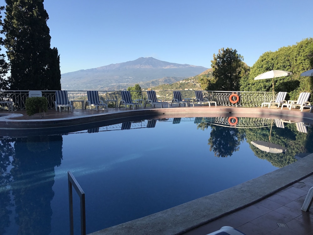 Hotel Mediterranee — Swimming pool in Taormina, Sicily