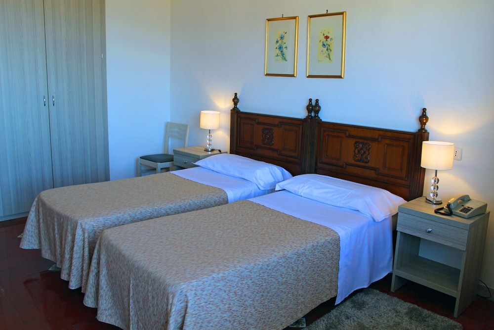 Hotel Mediterranee — Hotel rooms in Taormina, Sicily