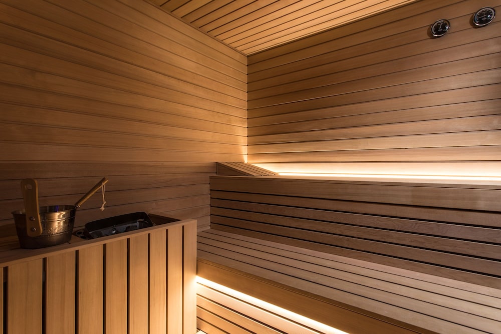 iQ Hotel Milano — Spa in Milan, Lombardy
