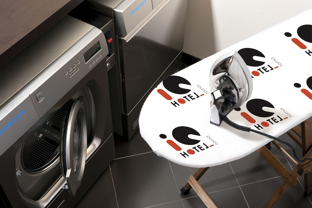 iQ Hotel Milano — Hotel rooms in Milan, Lombardy