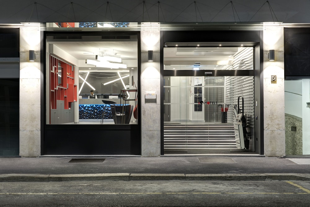 iQ Hotel Milano — Hotel building in Milan, Lombardy