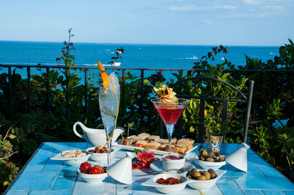Hotel Palladio — Restaurant & bars in Giardini Naxos, Sicily