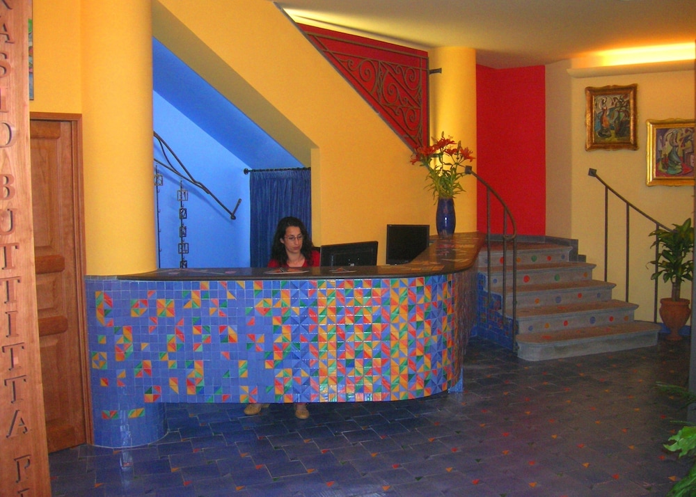 Hotel Palladio — Hotel building in Giardini Naxos, Sicily