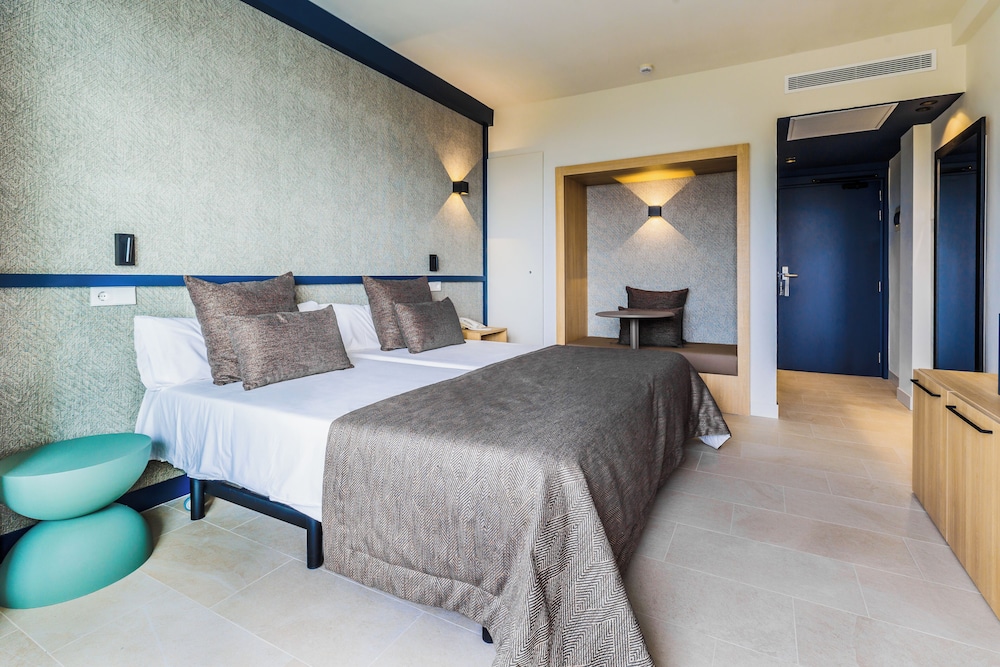 Cabot Pollensa Park Spa - Family Resort — Hotel rooms in Puerto Pollensa, Balearic Islands