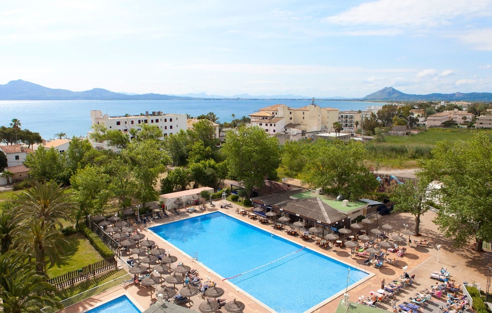 Cabot Pollensa Park Spa - Family Resort — Swimming pool in Puerto Pollensa, Balearic Islands