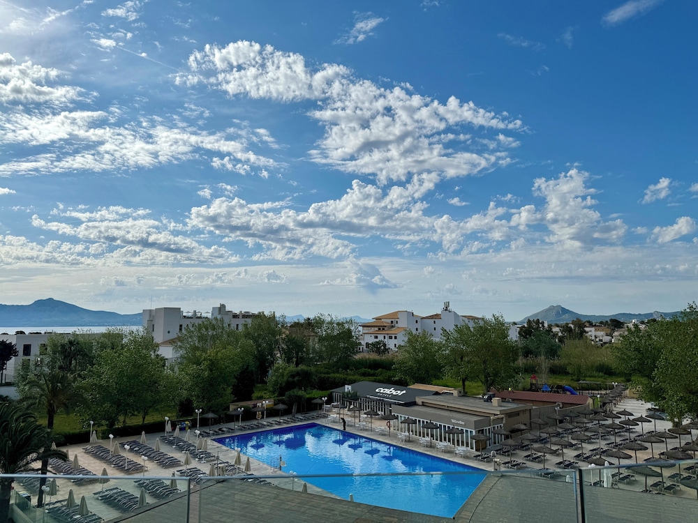 Cabot Pollensa Park Spa - Family Resort — Swimming pool in Puerto Pollensa, Balearic Islands