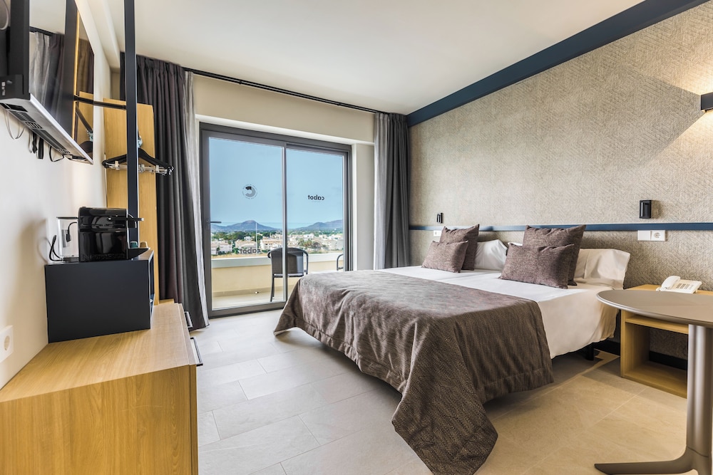 Cabot Pollensa Park Spa - Family Resort — Hotel rooms in Puerto Pollensa, Balearic Islands