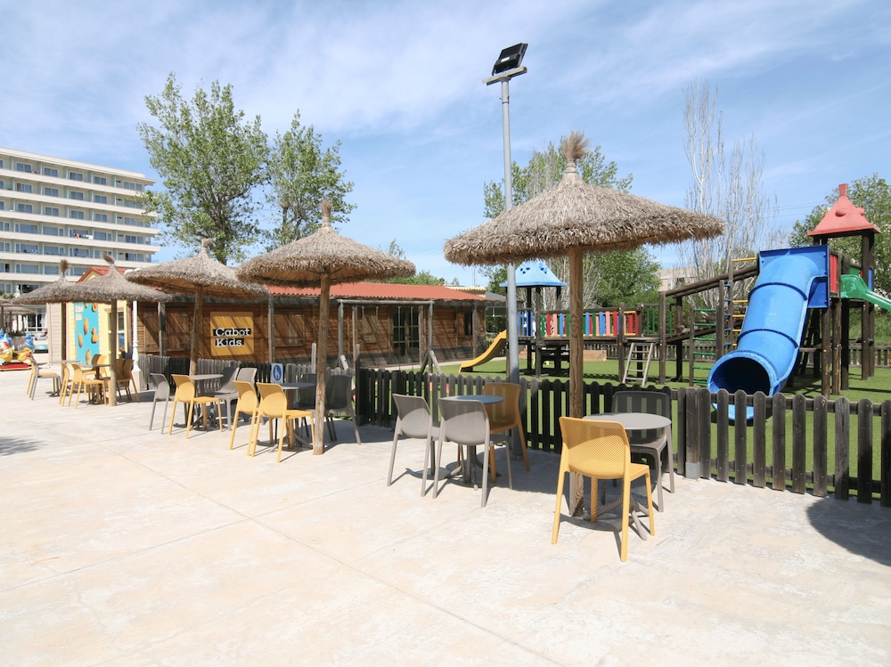 Cabot Pollensa Park Spa - Family Resort — Restaurant & bars in Puerto Pollensa, Balearic Islands