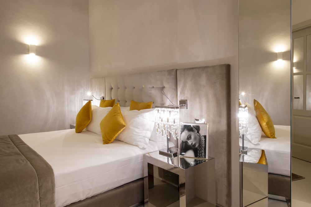 Palazzo Nainer — Hotel rooms in Rome, Lazio