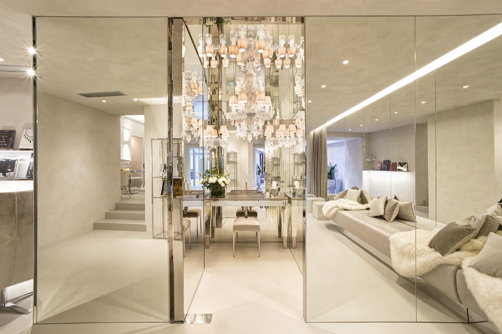 Palazzo Nainer — Hotel rooms in Rome, Lazio