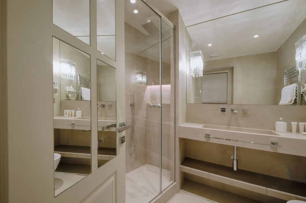 Palazzo Nainer — Hotel rooms in Rome, Lazio
