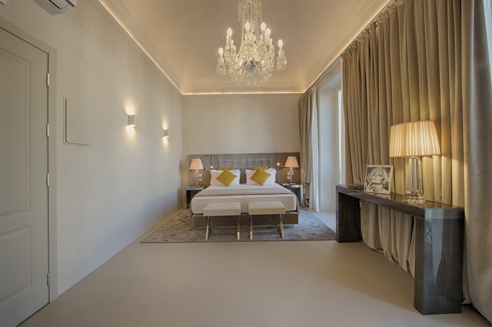 Palazzo Nainer — Hotel rooms in Rome, Lazio